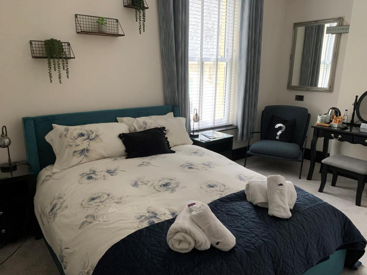Lazy Waves Boutique B&B New Quay Kültér fotó