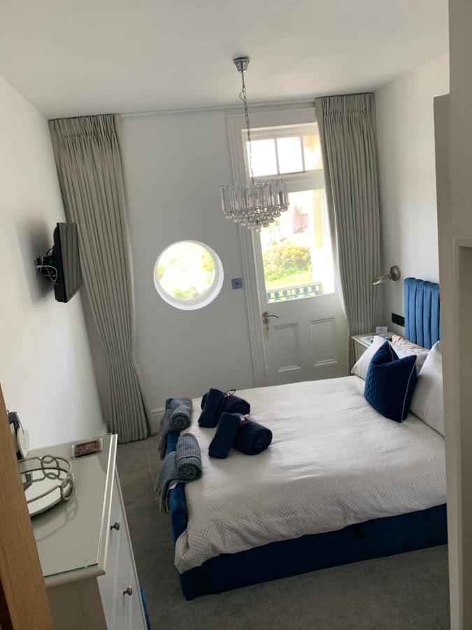 Lazy Waves Boutique B&B New Quay Kültér fotó